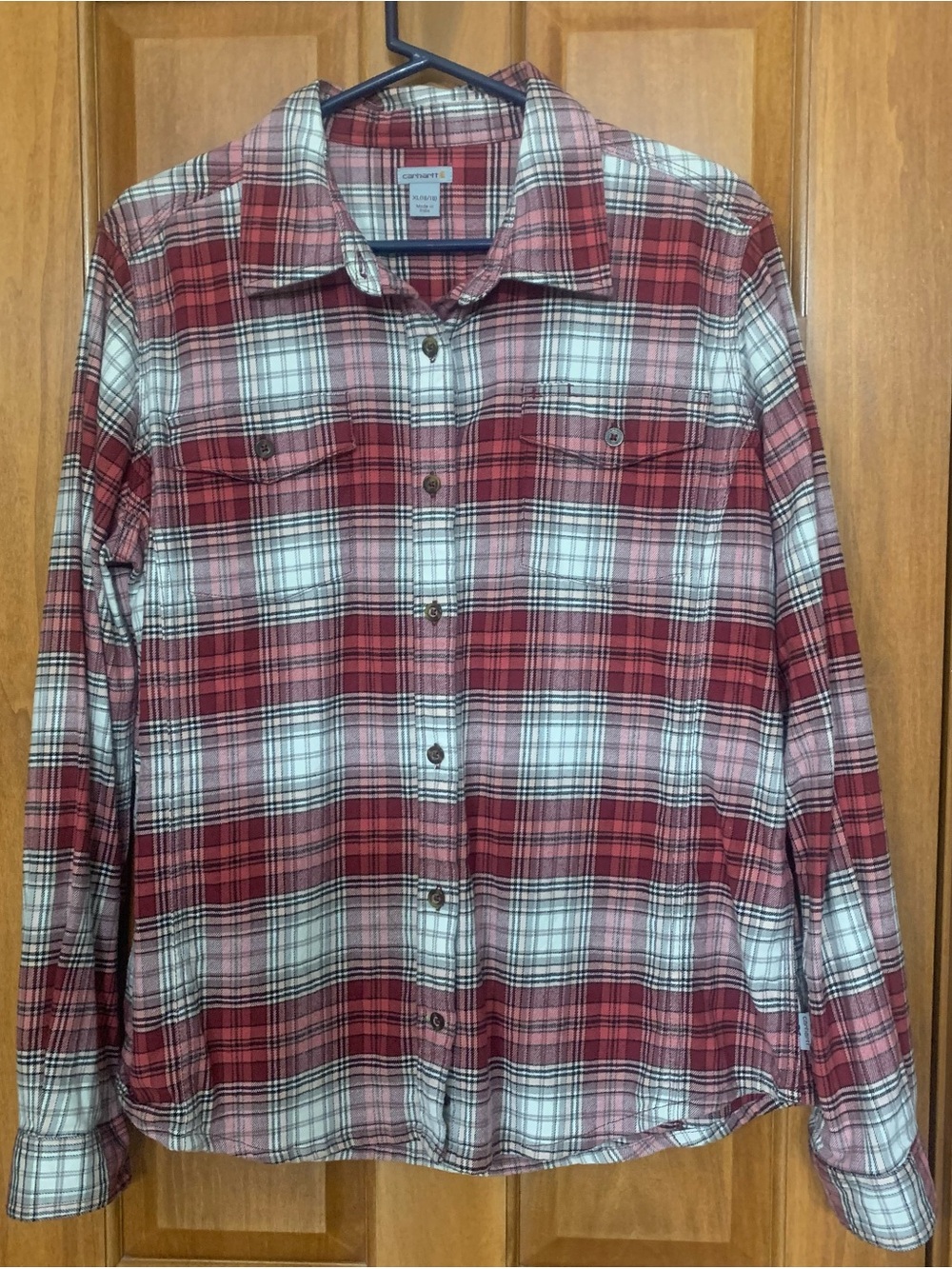 Women’s Carhartt button-down flannel shirt XL